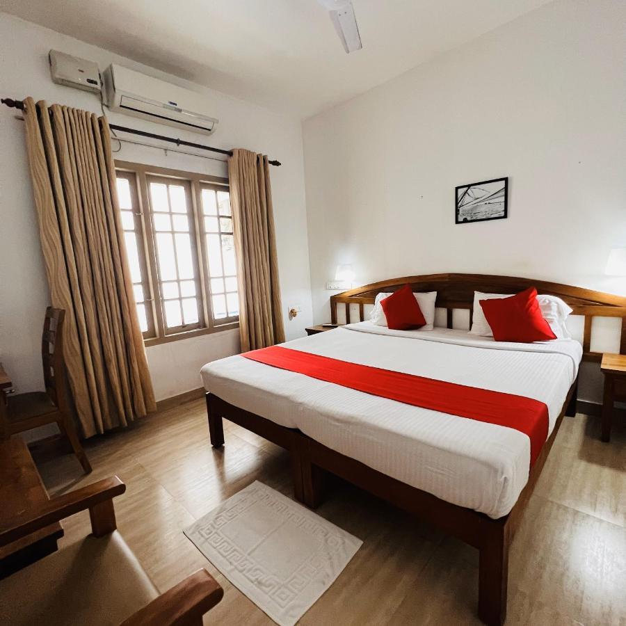 Pepper Route, Fort Kochi Extérieur photo